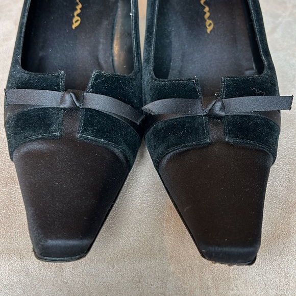 Nina Kitten Heels - Picture 6 of 6